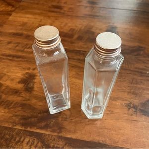 NWOT set of 2 glass containers with gold cap from japan